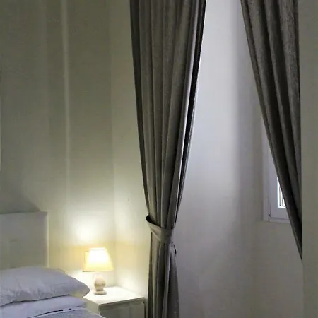 The Castle Inside Pensión