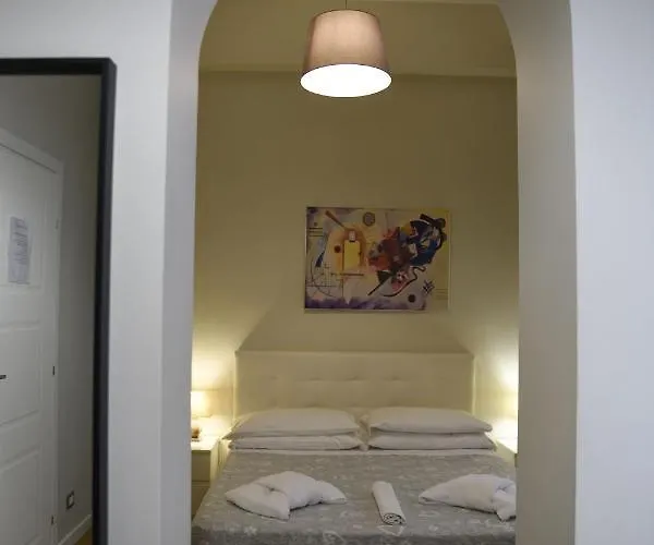 The Castle Inside 로마