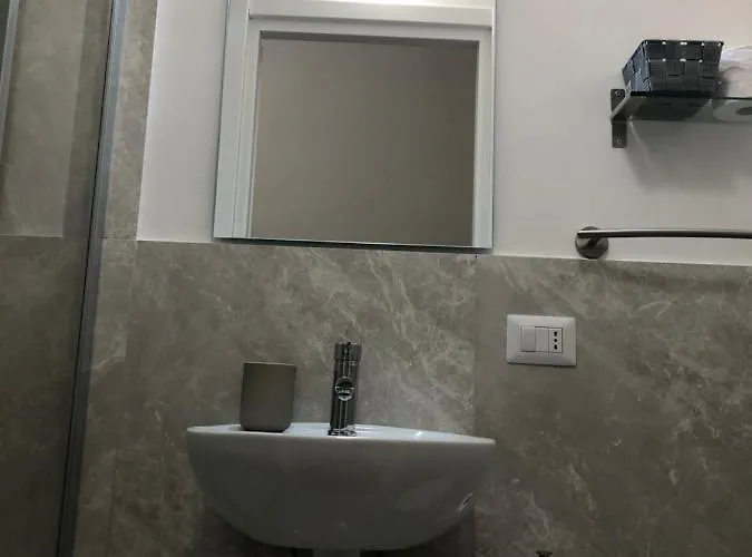 Affittacamere The Castle Inside Roma