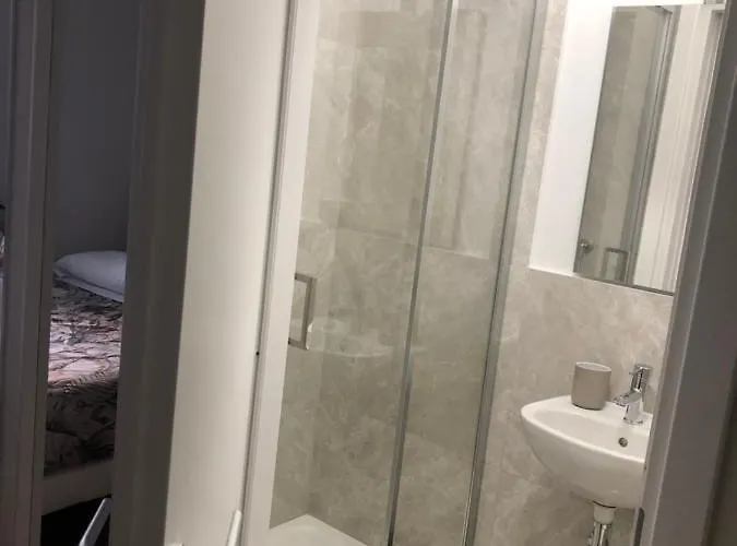 The Castle Inside روما