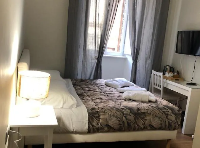 The Castle Inside 4* 로마