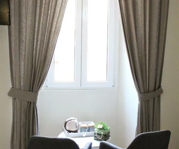 The Castle Inside Affittacamere